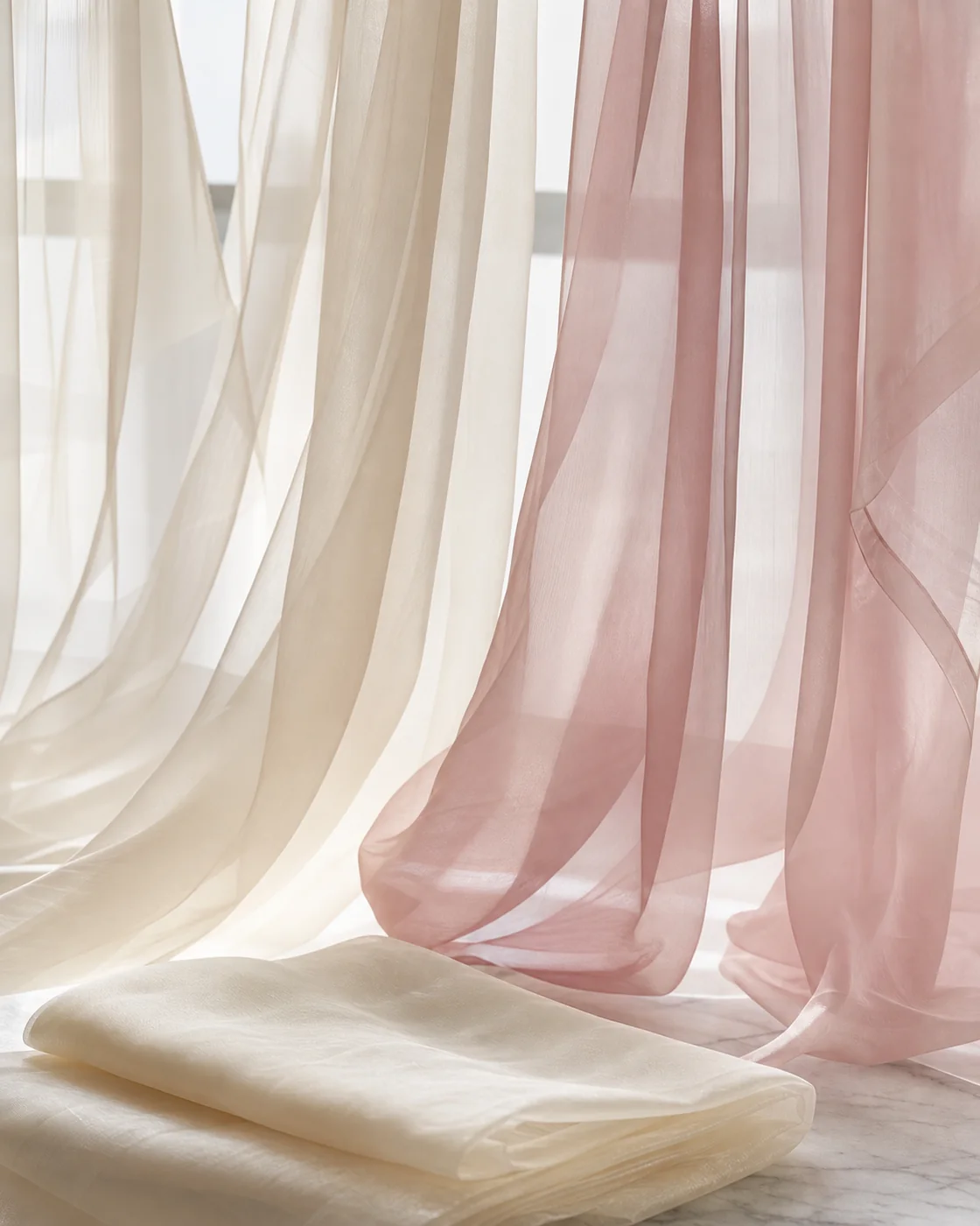Tissu en mousseline de soie